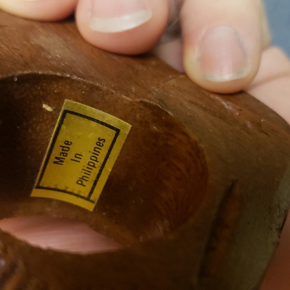 Set of 4 elephant wood carved napkin rings primitive carving - Picture 5 of 5